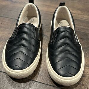 Girls slip on casual shoes